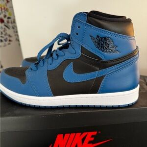 Air Jordan 1 High Blue Marina